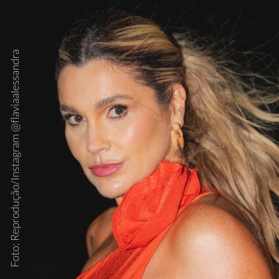 Flávia Alessandra