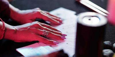 Pasos para jugar al tarot gitano